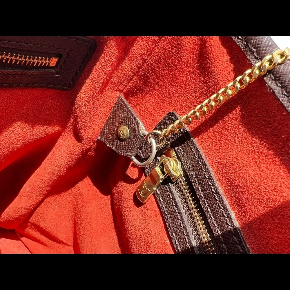 Authentic✅ Louis Vuitton Damier Marais Bucket Shoulder Bag + Zip Pouch - Picture 11 of 12